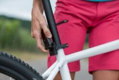 MonkeyLink ML-Light Recharge 30 Lux Set Mit USB-Anschluss -Default Template 1 Rear Einsetzen 1